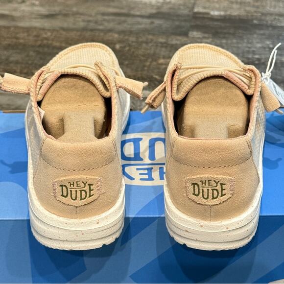 Hey Dude Loafers Shoes Womens Size 6 Wendy‎ Wave Corduroy Taupe Tan Comfy NEW - Picture 5 of 9